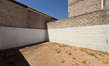 Casa en venta en Villas Terranova con excedente