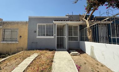 Casa en venta en Villas Terranova con excedente