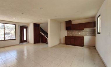CASA DE 3 RECAMARAS MODELO RUBI, COL EXQUITLAN, TULANCINGO