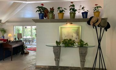 VENDO ESPECTACULAR QUINTA EN CUERNAVACA, MAGNIFICA UBICACIÓN