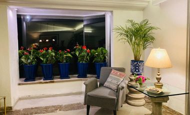 VENDO ESPECTACULAR QUINTA EN CUERNAVACA, MAGNIFICA UBICACIÓN