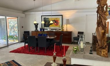 VENDO ESPECTACULAR QUINTA EN CUERNAVACA, MAGNIFICA UBICACIÓN