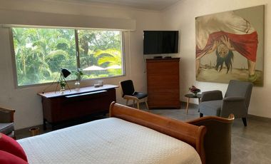 VENDO ESPECTACULAR QUINTA EN CUERNAVACA, MAGNIFICA UBICACIÓN