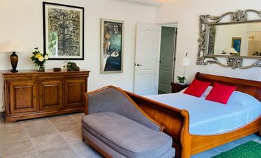 VENDO ESPECTACULAR QUINTA EN CUERNAVACA, MAGNIFICA UBICACIÓN