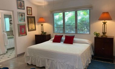 VENDO ESPECTACULAR QUINTA EN CUERNAVACA, MAGNIFICA UBICACIÓN