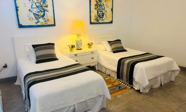 VENDO ESPECTACULAR QUINTA EN CUERNAVACA, MAGNIFICA UBICACIÓN