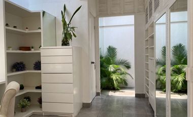 VENDO ESPECTACULAR QUINTA EN CUERNAVACA, MAGNIFICA UBICACIÓN
