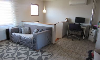 Venta hermosa propiedad, sector residencial y consolidado en Machalí
