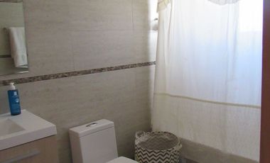 Venta hermosa propiedad, sector residencial y consolidado en Machalí