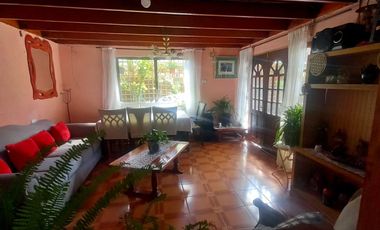 Se vende casa de dos pisos en Peñalolen