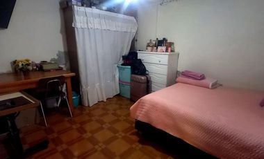 Se vende casa de dos pisos en Peñalolen