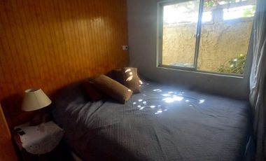 Se vende casa de dos pisos en Peñalolen