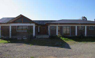 Venta hermosa propiedad, sector mostazal