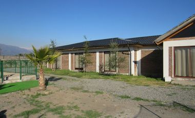 Venta hermosa propiedad, sector mostazal