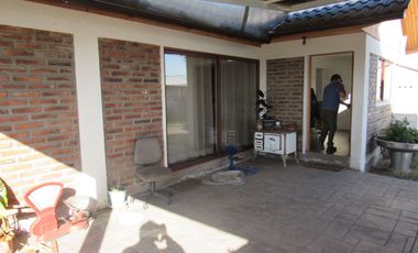 Venta hermosa propiedad, sector mostazal