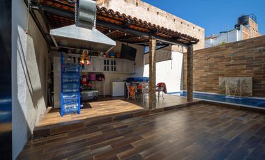 Casa de 5 recámaras en venta en lomas independencia