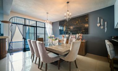 Casa de 5 recámaras en venta en lomas independencia