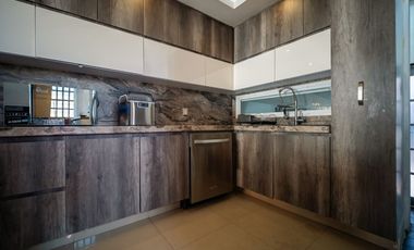 Casa de 5 recámaras en venta en lomas independencia