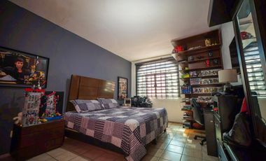 Casa de 5 recámaras en venta en lomas independencia