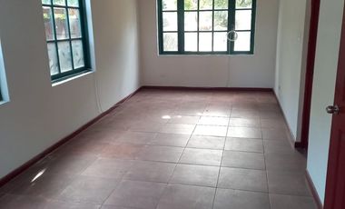 Casa en arriendo de dos pisos en Comunidad Ecológica de Peñalolen
