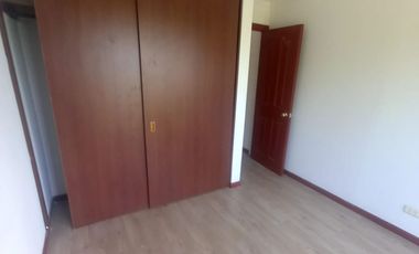 Casa en arriendo de dos pisos en Comunidad Ecológica de Peñalolen