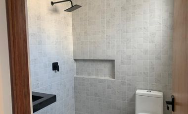 * UTILICE SU CRÉDITO EN ÉSTA HERMOSA CASA EN CONDOMINIO CON DOBLE VIGILANCIA. SANTA FÉ