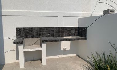 * UTILICE SU CRÉDITO EN ÉSTA HERMOSA CASA EN CONDOMINIO CON DOBLE VIGILANCIA. SANTA FÉ