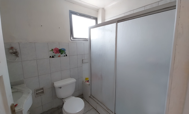 En venta casa esquina 4D+2B+Local comercial en Av. El Parrón Comuna La Cisterna