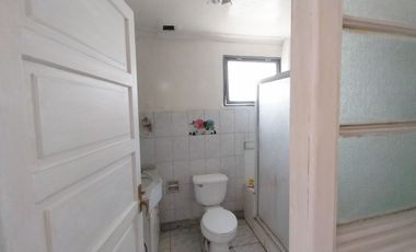 En venta casa esquina 4D+2B+Local comercial en Av. El Parrón Comuna La Cisterna