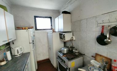 En venta casa esquina 4D+2B+Local comercial en Av. El Parrón Comuna La Cisterna