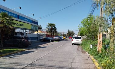 En venta casa esquina 4D+2B+Local comercial en Av. El Parrón Comuna La Cisterna