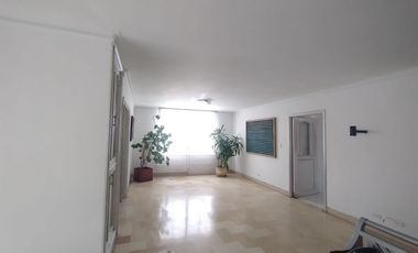 Apartamento en arriendo en Alto Prado.