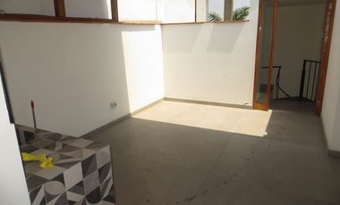 DUPLEX 256 M2, CHACARILLA DEL ESTANQUE, $ 280,000