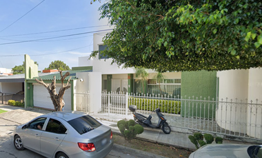 🏡 ¡Remate bancario en Ciudad Guzmán! Casa amplia a excelente precio
