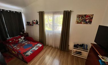 Increíble casa   en amplio  terreno
