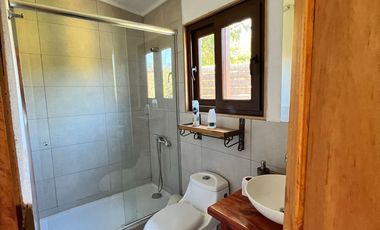 Increíble casa   en amplio  terreno