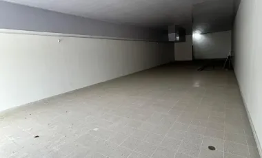 ARRIENDO BODEGA AL FRENTE DE LA TERMINAL DE TRANSPORTE