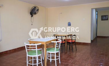 Alquiler Local comercial en Comas - Zona Comercial