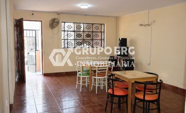 Alquiler Local comercial en Comas - Zona Comercial
