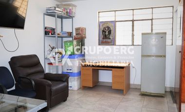 Alquiler Local comercial en Comas - Zona Comercial