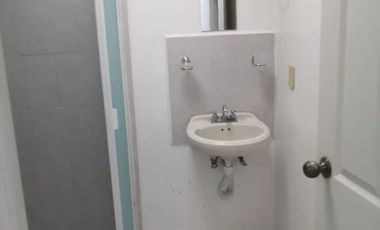 RENTA DE CASA DE 2 NIVELES EN FRACC. TABACHINES