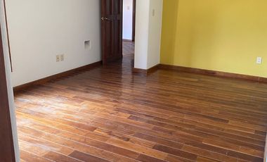 Renta casa Jardines del lago