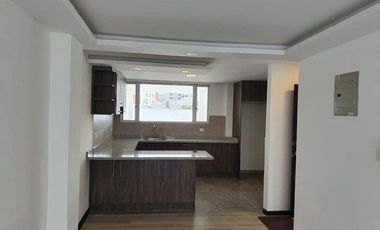 Hermoso departamento En Mastodontes Carcelen