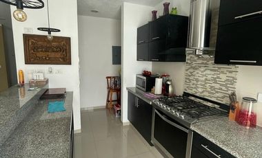 VENDO CASA EN ZONA SUR, POR LA COCA-COLA