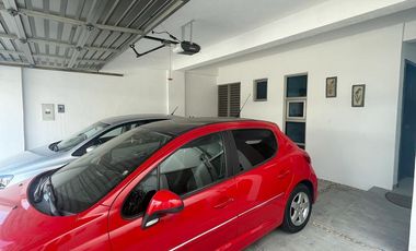 VENDO CASA EN ZONA SUR, POR LA COCA-COLA