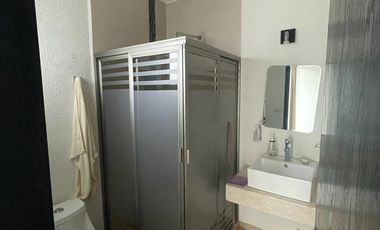 VENDO CASA EN ZONA SUR, POR LA COCA-COLA