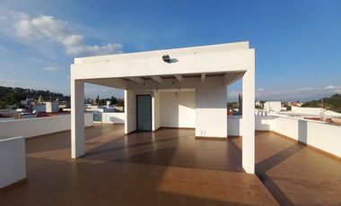 CASA EN RENTA FRACCIONAMIENTO ZEREZOTLA CON JARDIN