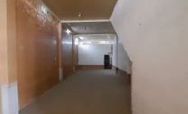 Venta de casa con local comercial - Jipijapa