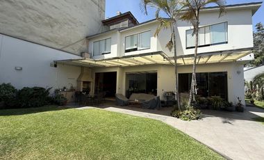 Espectacular Casa en Venta a un Paso de La Universidad de Lima