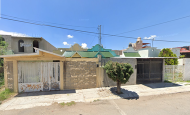 Sk09 Remate Bancario Casa En C. Retama 129, Residencial Arboledas, Hidalgo